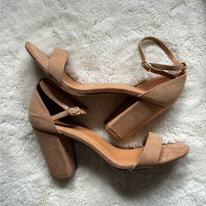 Tan suede women’s 4in block heel size 9.5